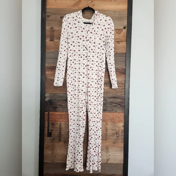 LIKE NEW RARE Free People Intimately lil bit lou flare long johns Size Small - Picture 2 of 5